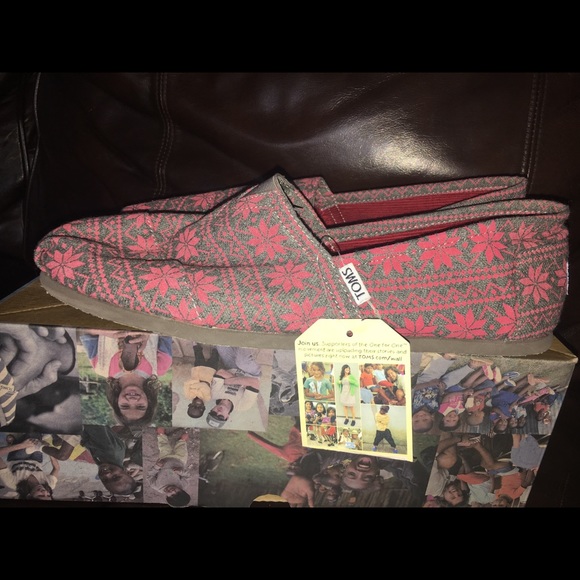 Toms classic red snowflakes - Picture 3 of 4